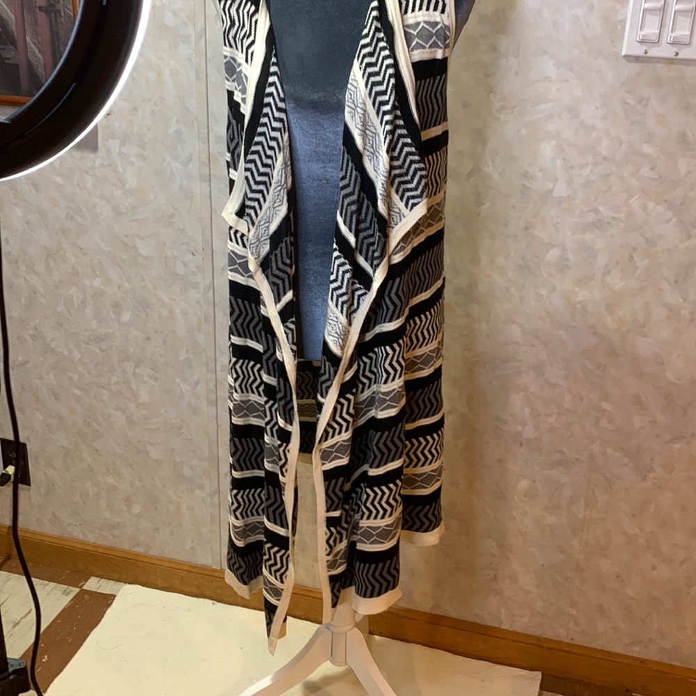 XL OPEN FRONT VEST